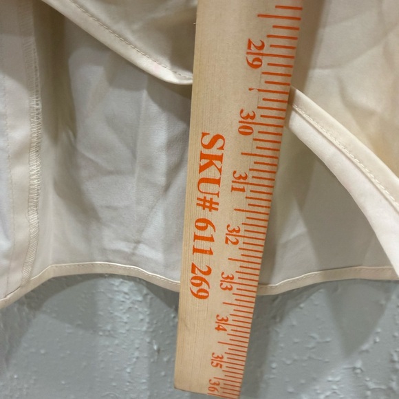 Antonio Melani NWT Women’s Size 10 Cream Button Down Collar Long Sleeve Midi - Picture 10 of 10